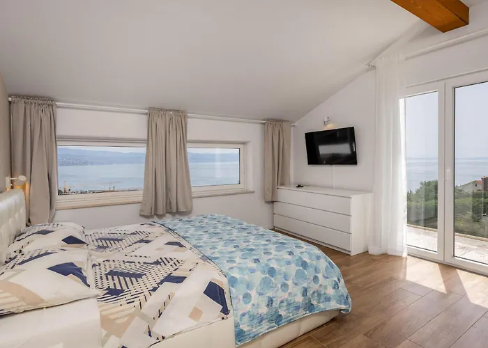 Apartment Amazing In With Kitchen *